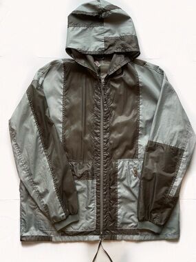 Men's Vtg Prada nylon hooded jacket